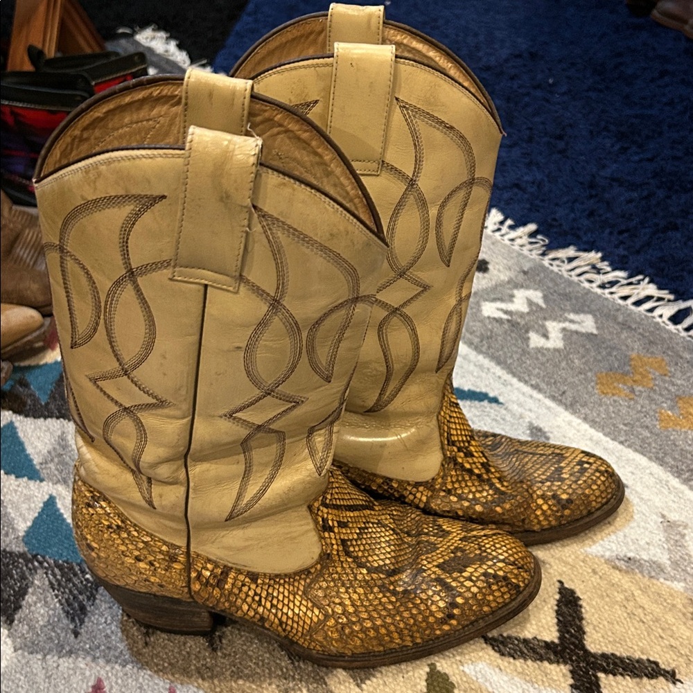 Snake skin Tan and Brown Cowboy Boots